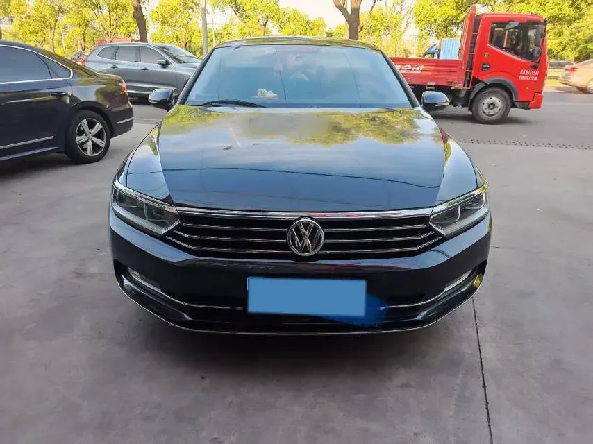 2019 Chevrolet Malibu XL 2.0T 241HP L4 9AT,autocango,china used car exporter,china ev exporter,chinese used car exporter,chinese used ev exporter