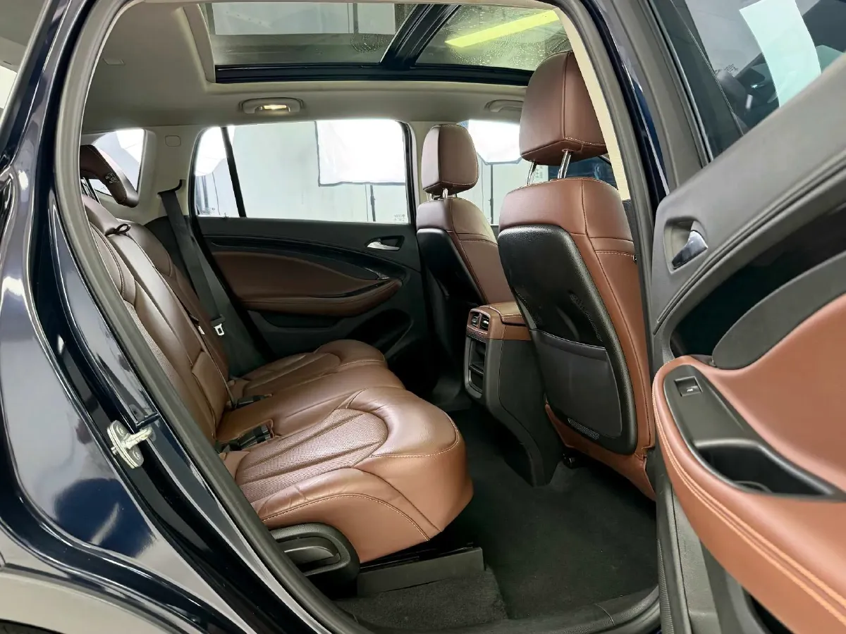 2021 Buick EnvisionPlus 1.5T 169HP L4 7DCT,autocango,china used car exporter,china ev exporter,chinese used car exporter,chinese used ev exporter