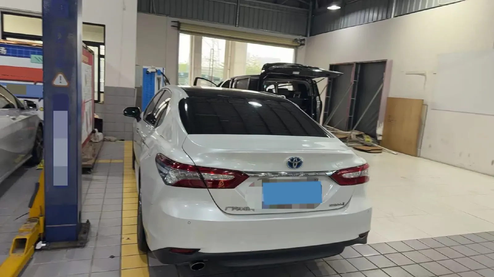 2019 Toyota Camry 2.5L 178HP L4 E-CVT Hybrid,autocango,china used car exporter,china ev exporter,chinese used car exporter,chinese used ev exporter