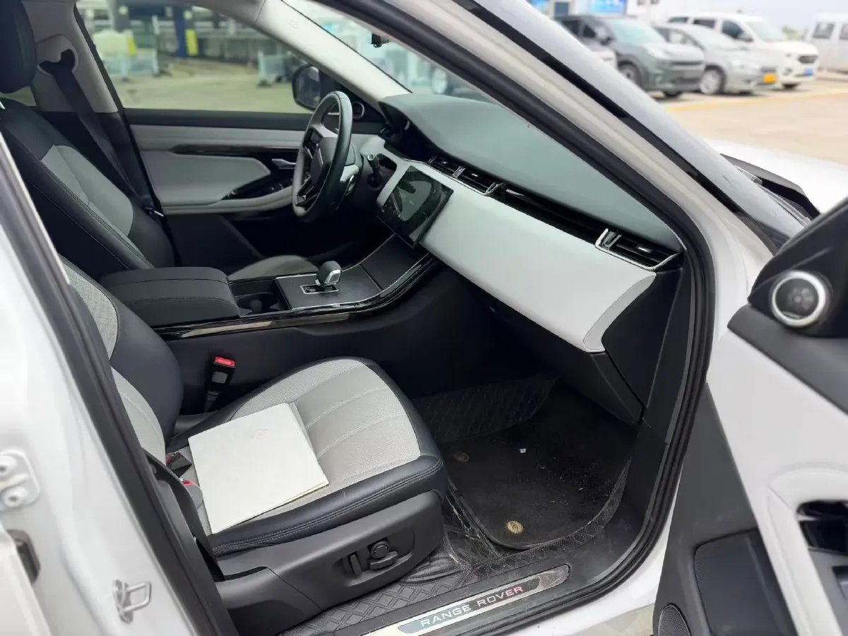 2023 Land Rover Range Rover Evoque 2.0T 249HP L4 9AT,autocango,china used car exporter,china ev exporter,chinese used car exporter,chinese used ev exporter