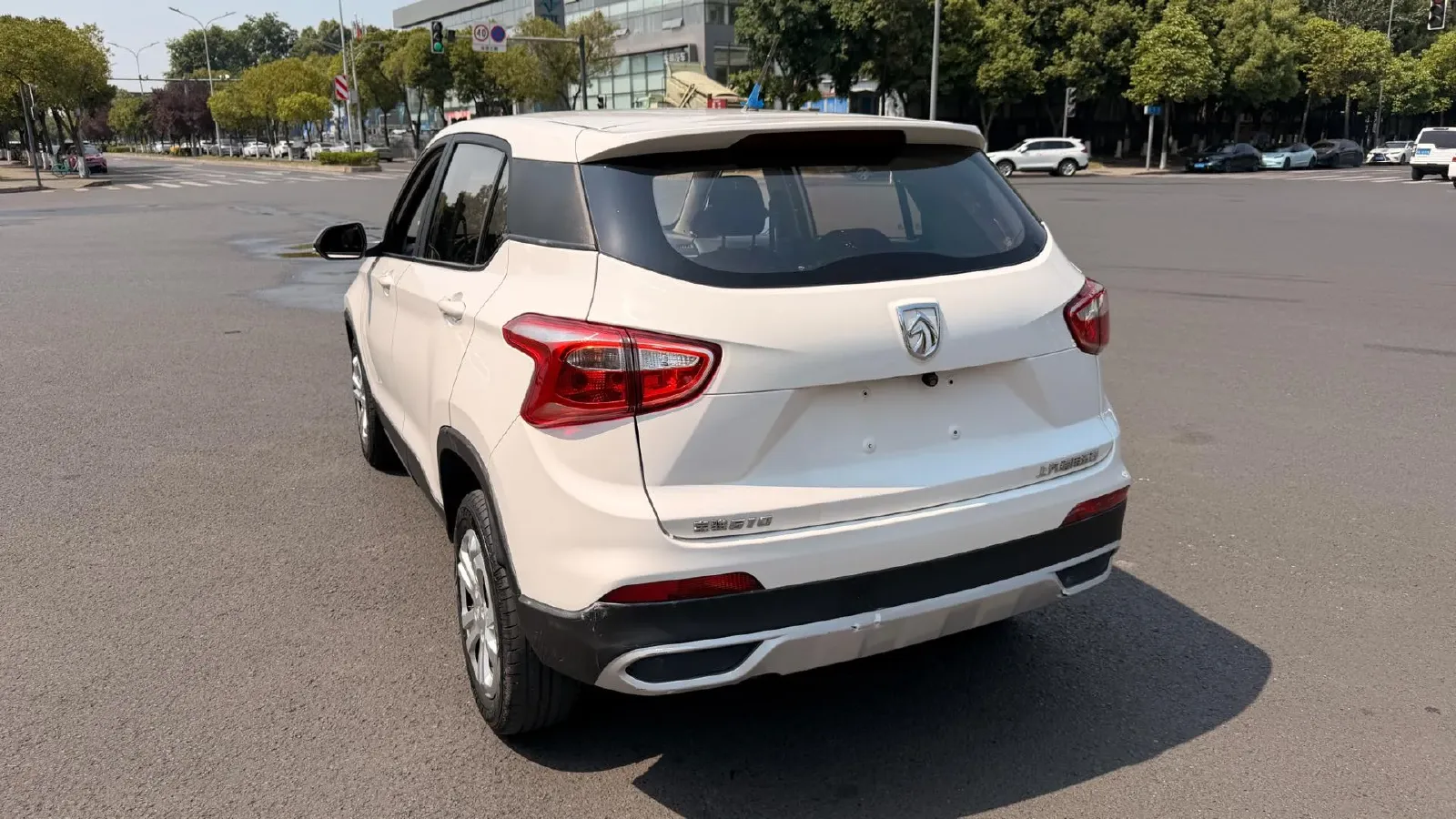2017 BaoJun 510 1.5L 112HP L4 6MT,autocango,china used car exporter,china ev exporter,chinese used car exporter,chinese used ev exporter