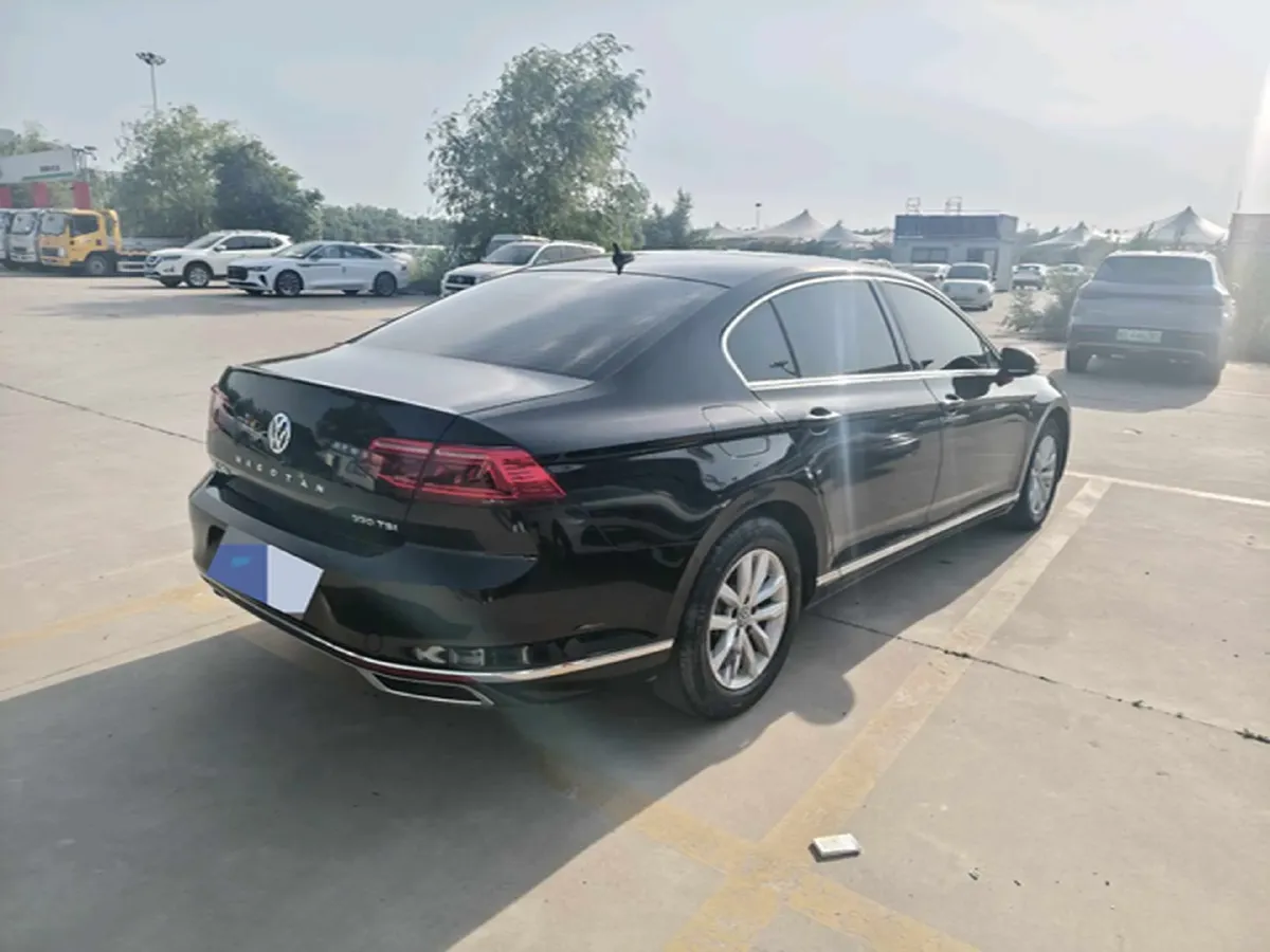 2020 Volkswagen Magotan 1.4T 150HP L4 7DCT,autocango,china used car exporter,china ev exporter,chinese used car exporter,chinese used ev exporter