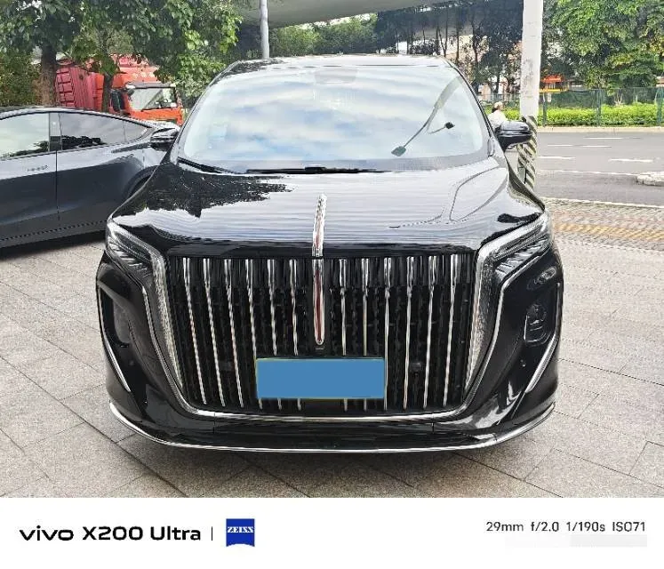 2023 HongQi HQ9 2.0T 252HP L4 8AT,autocango,china used car exporter,china ev exporter,chinese used car exporter,chinese used ev exporter