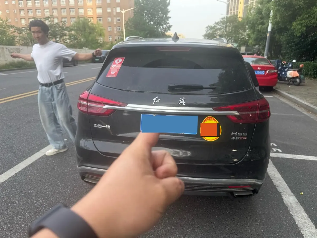 2022 HongQi HS5 2.0T 224HP L4 6AT,autocango,china used car exporter,china ev exporter,chinese used car exporter,chinese used ev exporter