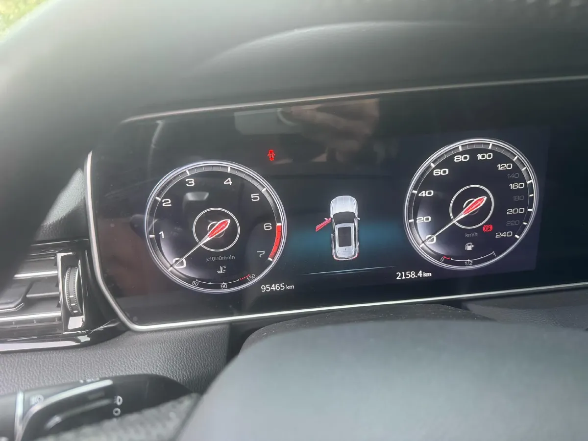 2022 HongQi HS5 2.0T 224HP L4 6AT,autocango,china used car exporter,china ev exporter,chinese used car exporter,chinese used ev exporter