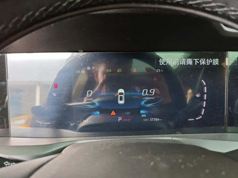 2022 ChangAn CS75 Plus 1.5T 188HP L4 8AT,autocango,china used car exporter,china ev exporter,chinese used car exporter,chinese used ev exporter