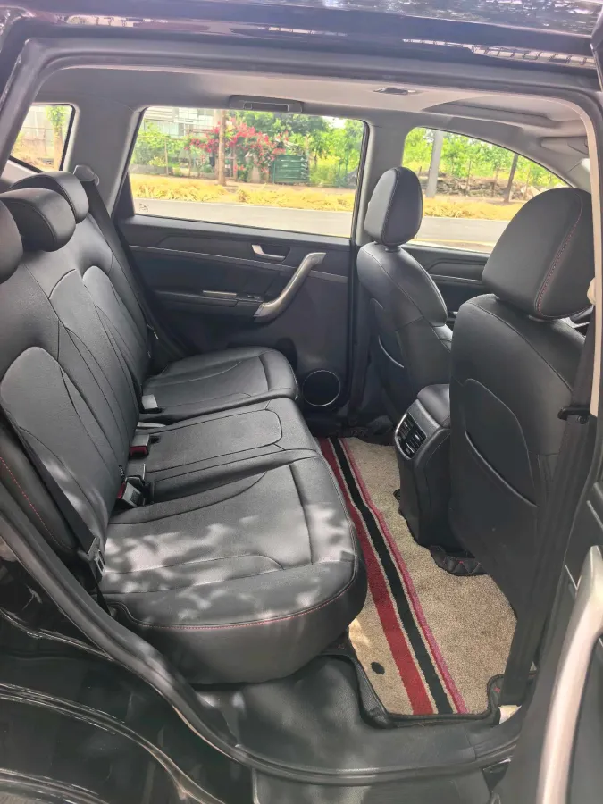 2019 Haval M6 1.5T 150HP L4 7DCT,autocango,china used car exporter,china ev exporter,chinese used car exporter,chinese used ev exporter