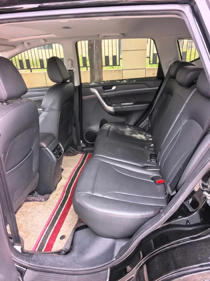 2019 Haval M6 1.5T 150HP L4 7DCT,autocango,china used car exporter,china ev exporter,chinese used car exporter,chinese used ev exporter