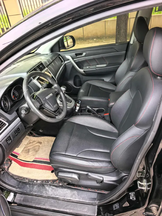 2019 Haval M6 1.5T 150HP L4 7DCT,autocango,china used car exporter,china ev exporter,chinese used car exporter,chinese used ev exporter