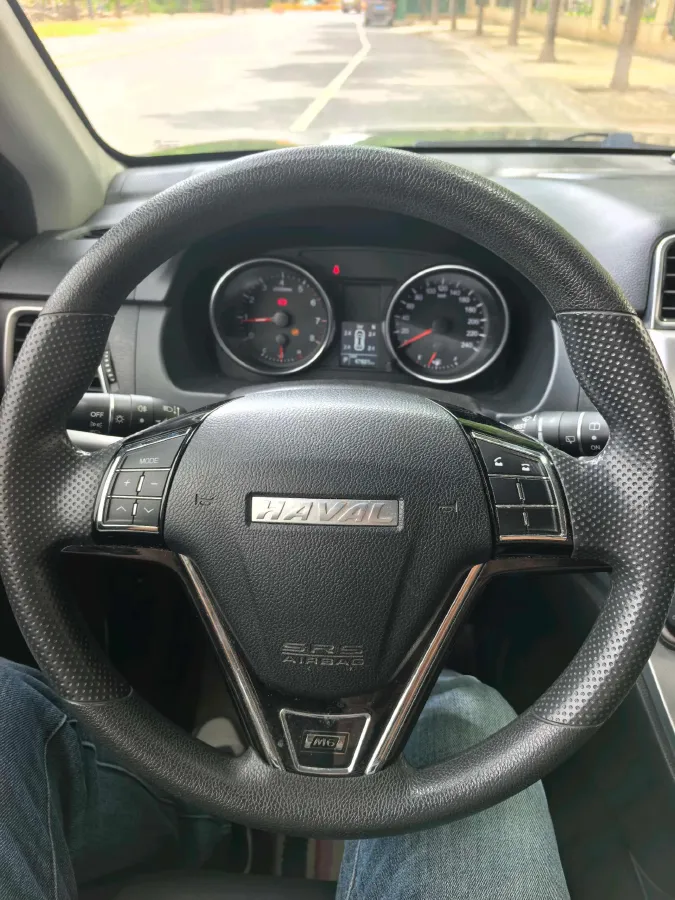 2019 Haval M6 1.5T 150HP L4 7DCT,autocango,china used car exporter,china ev exporter,chinese used car exporter,chinese used ev exporter