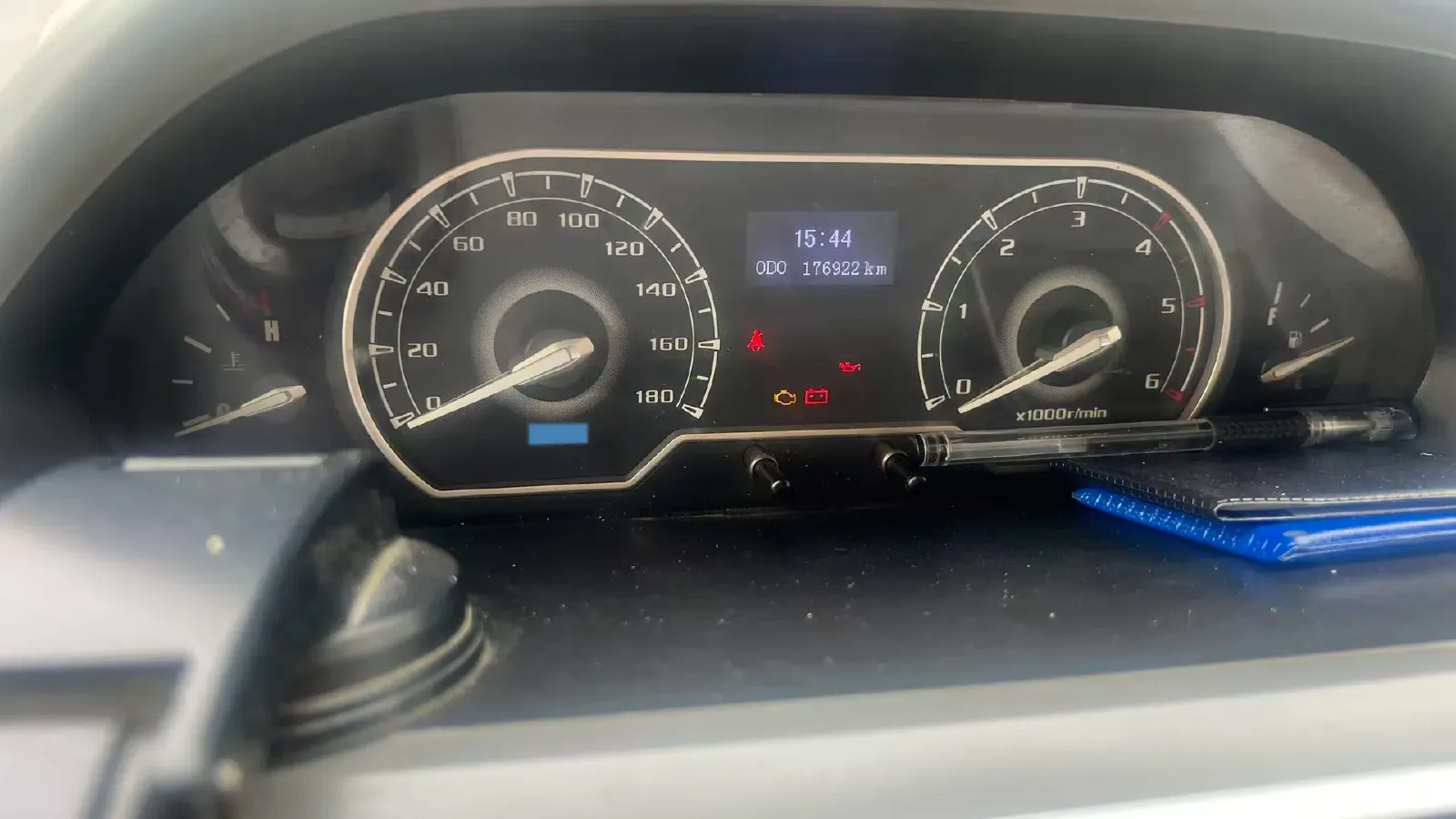 2020 MAXUS XinTu V80 2.5T 136HP L4 6MT,autocango,china used car exporter,china ev exporter,chinese used car exporter,chinese used ev exporter