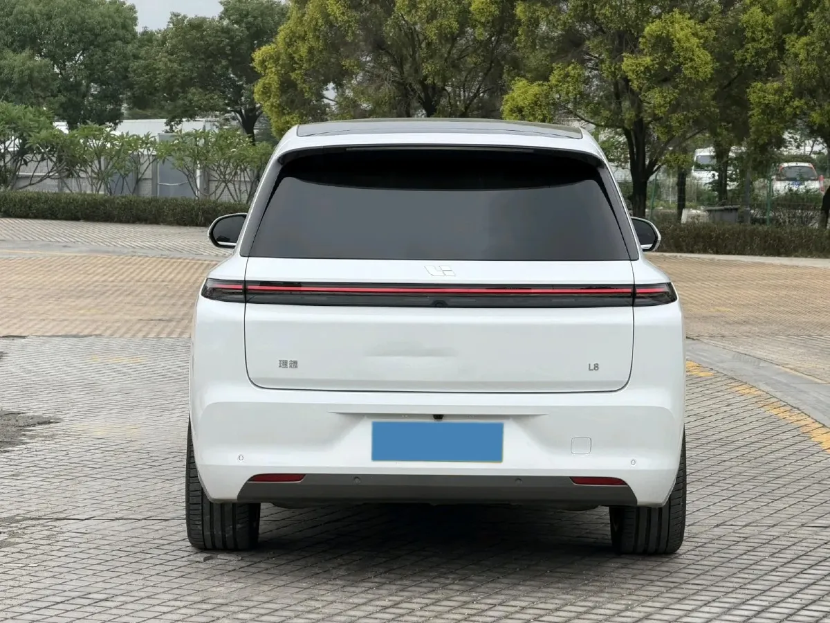 2025 Li L8 Range Extended 154HP REEV,autocango,china used car exporter,china ev exporter,chinese used car exporter,chinese used ev exporter