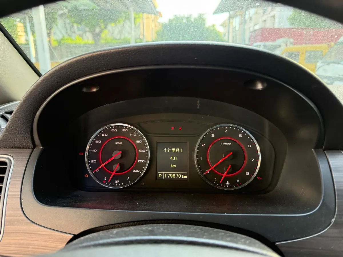 2018 MAXUS G10 2.0T 224HP L4 6AT,autocango,china used car exporter,china ev exporter,chinese used car exporter,chinese used ev exporter