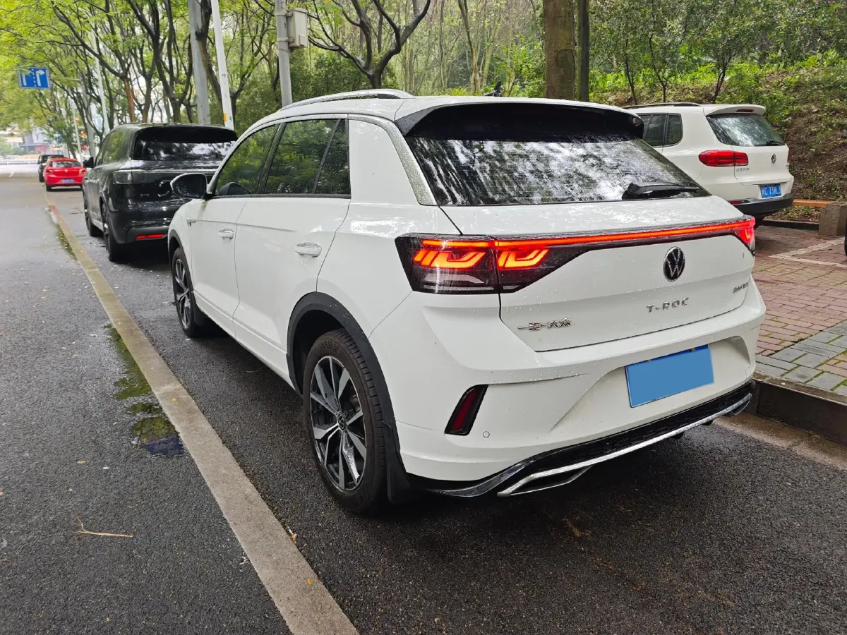 2023 Volkswagen T-Roc 1.5T 160HP L4 7DCT,autocango,china used car exporter,china ev exporter,chinese used car exporter,chinese used ev exporter