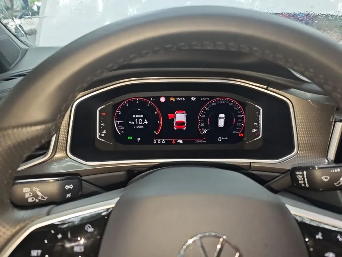 2023 Volkswagen T-Roc 1.5T 160HP L4 7DCT,autocango,china used car exporter,china ev exporter,chinese used car exporter,chinese used ev exporter