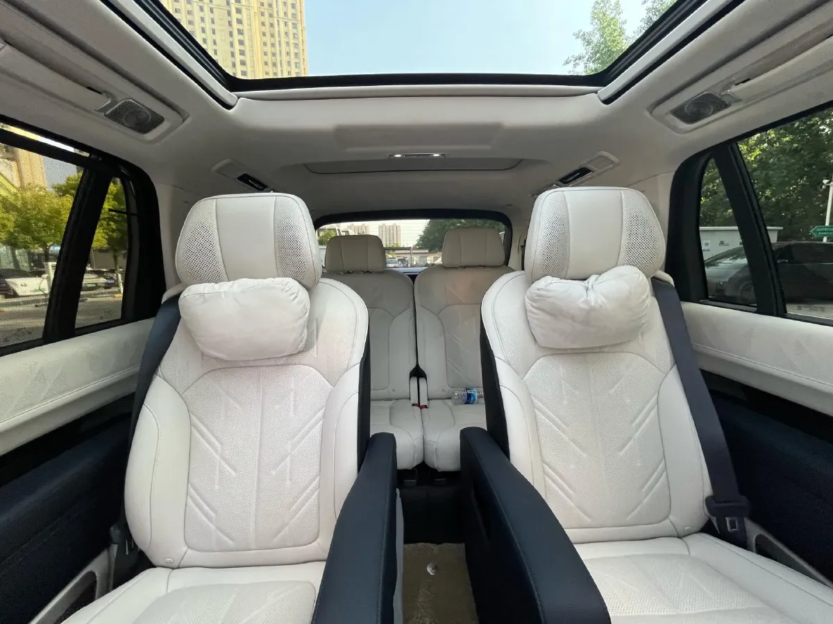 2025 Zeekr 9X 2.0T 279HP L4 1DHT PHEV,autocango,china used car exporter,china ev exporter,chinese used car exporter,chinese used ev exporter