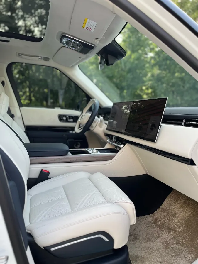 2025 Zeekr 9X 2.0T 279HP L4 1DHT PHEV,autocango,china used car exporter,china ev exporter,chinese used car exporter,chinese used ev exporter