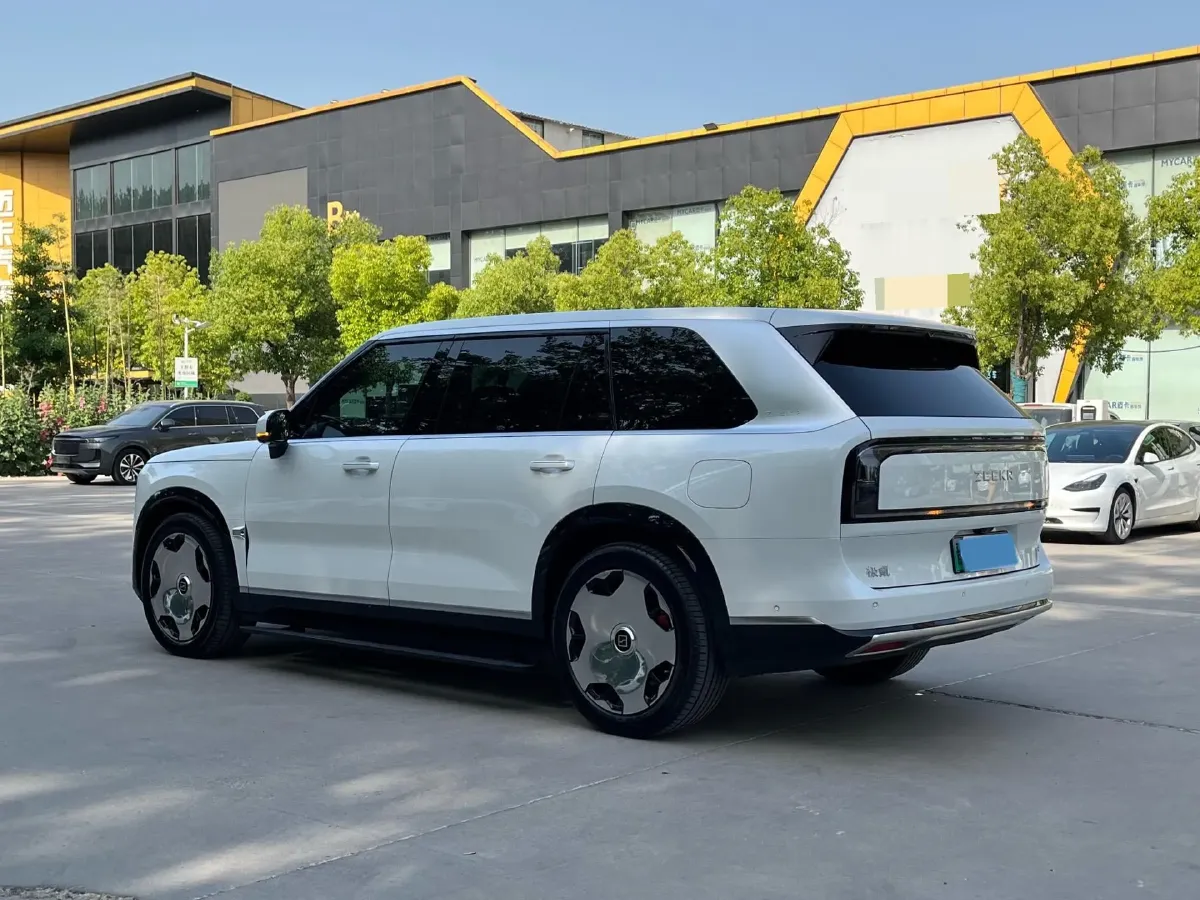 2025 Zeekr 9X 2.0T 279HP L4 1DHT PHEV,autocango,china used car exporter,china ev exporter,chinese used car exporter,chinese used ev exporter
