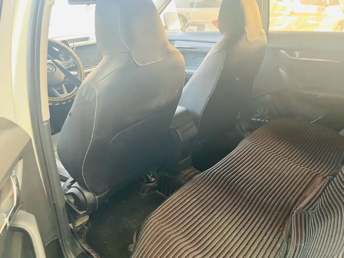 2021 Skoda Kamiq 1.5L 112HP L4 6AT,autocango,china used car exporter,china ev exporter,chinese used car exporter,chinese used ev exporter