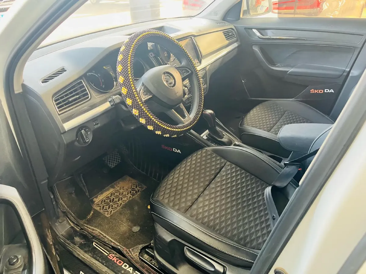 2021 Skoda Kamiq 1.5L 112HP L4 6AT,autocango,china used car exporter,china ev exporter,chinese used car exporter,chinese used ev exporter