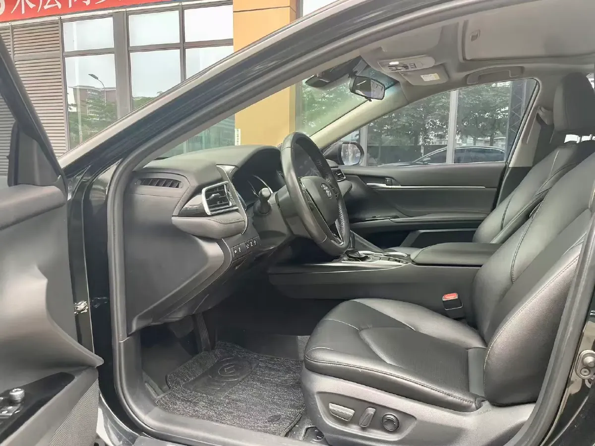2021 Toyota Camry 2.0L 178HP L4 CVT,autocango,china used car exporter,china ev exporter,chinese used car exporter,chinese used ev exporter