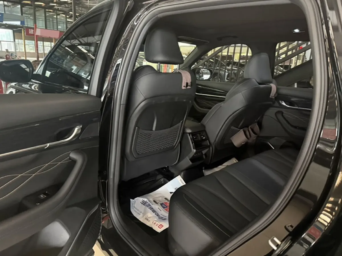 2024 Geely Monjaro 2.0T 218HP L4 7DCT,autocango,china used car exporter,china ev exporter,chinese used car exporter,chinese used ev exporter