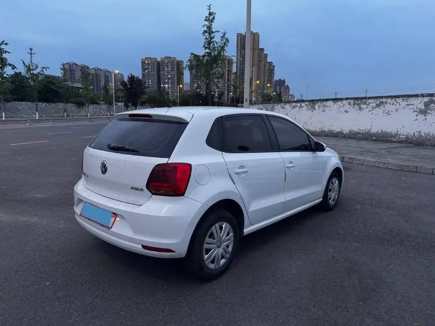 2016 Volkswagen Polo 1.4L 90HP L4 5MT,autocango,china used car exporter,china ev exporter,chinese used car exporter,chinese used ev exporter