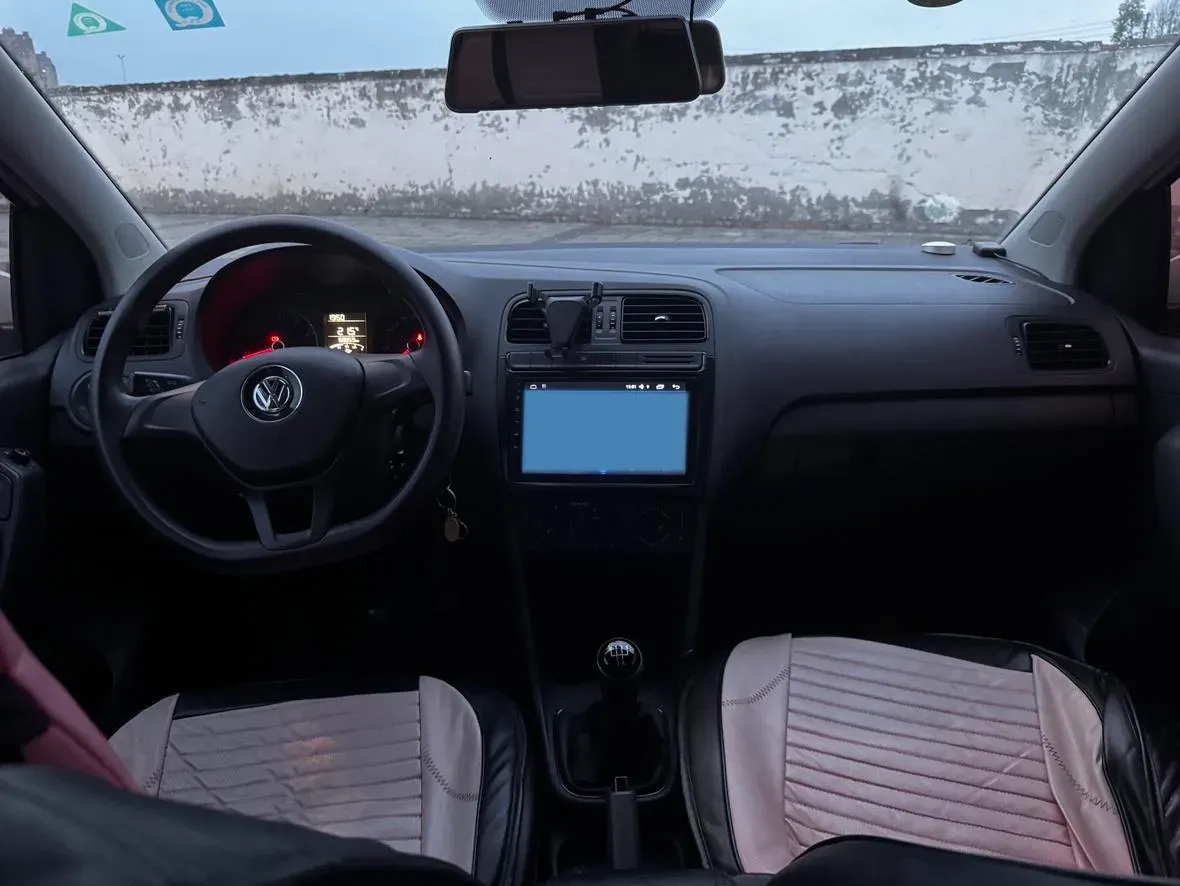 2016 Volkswagen Polo 1.4L 90HP L4 5MT,autocango,china used car exporter,china ev exporter,chinese used car exporter,chinese used ev exporter