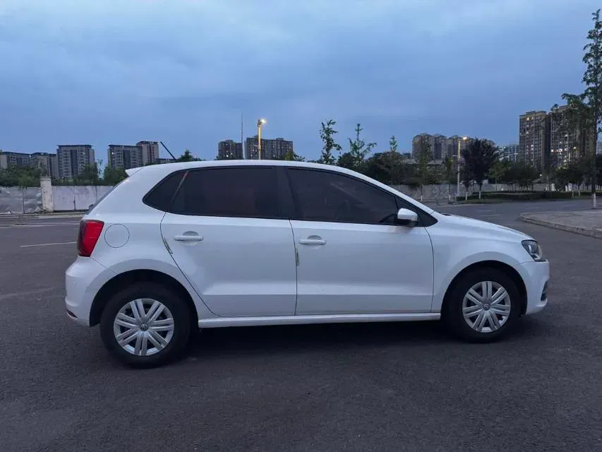 2016 Volkswagen Polo 1.4L 90HP L4 5MT,autocango,china used car exporter,china ev exporter,chinese used car exporter,chinese used ev exporter