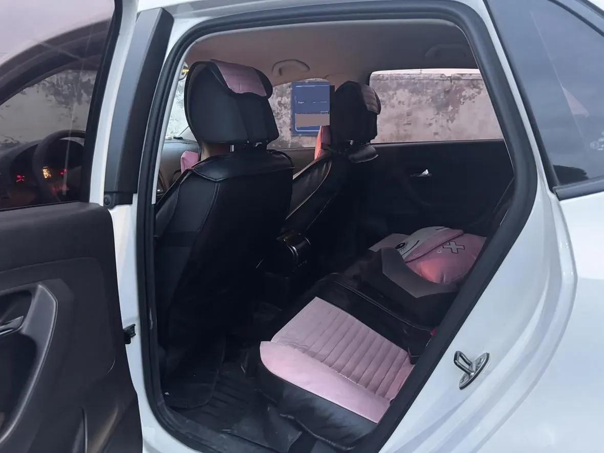 2016 Volkswagen Polo 1.4L 90HP L4 5MT,autocango,china used car exporter,china ev exporter,chinese used car exporter,chinese used ev exporter