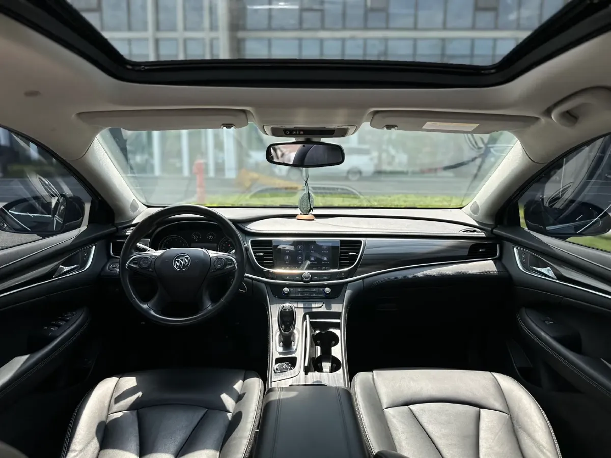 2021 Buick Larcosse 2.0T 237HP L4 9AT,autocango,china used car exporter,china ev exporter,chinese used car exporter,chinese used ev exporter