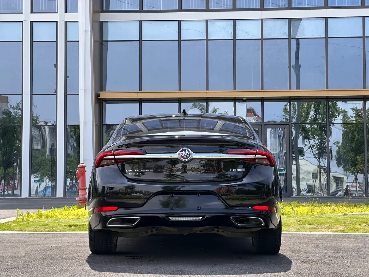 2021 Buick Larcosse 2.0T 237HP L4 9AT,autocango,china used car exporter,china ev exporter,chinese used car exporter,chinese used ev exporter