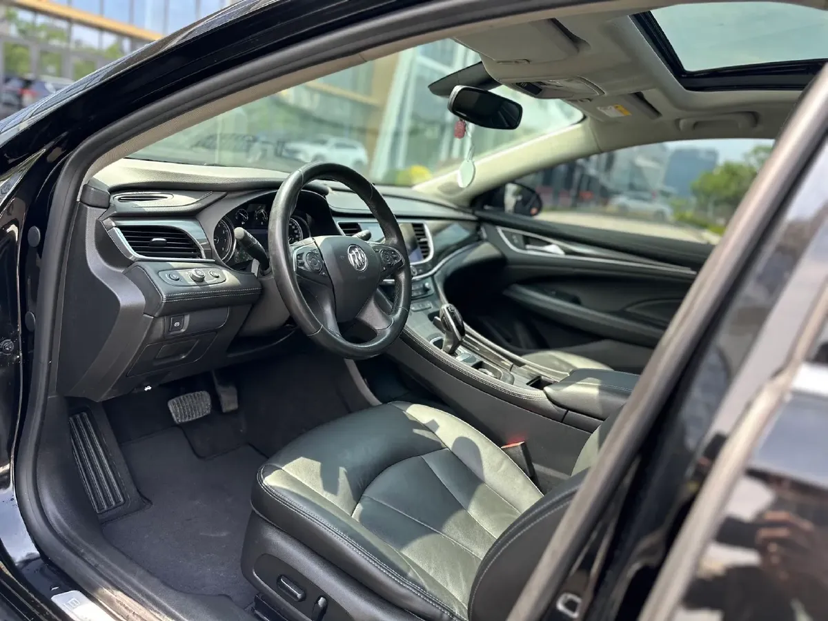 2021 Buick Larcosse 2.0T 237HP L4 9AT,autocango,china used car exporter,china ev exporter,chinese used car exporter,chinese used ev exporter