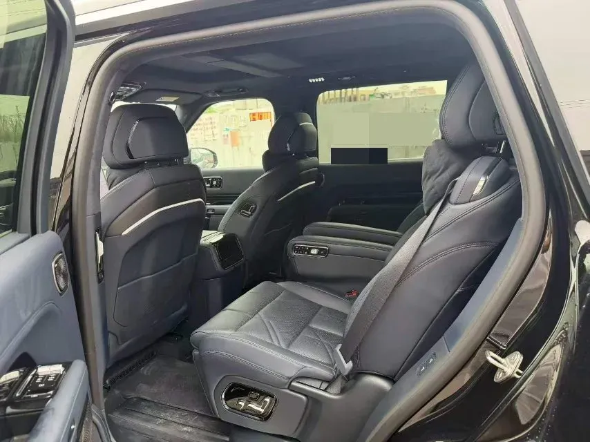 2025 Zeekr 9X 2.0T 279HP L4 1DHT PHEV,autocango,china used car exporter,china ev exporter,chinese used car exporter,chinese used ev exporter