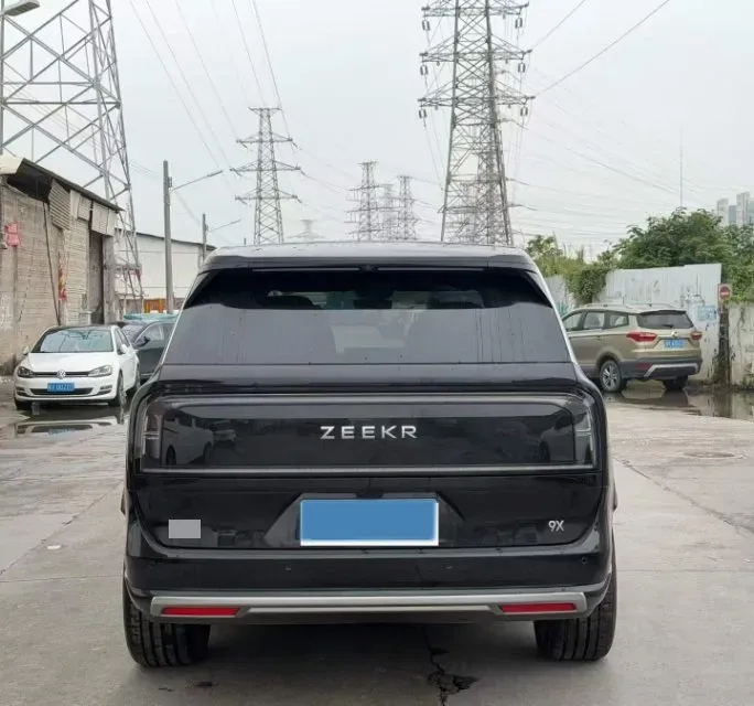 2025 Zeekr 9X 2.0T 279HP L4 1DHT PHEV,autocango,china used car exporter,china ev exporter,chinese used car exporter,chinese used ev exporter