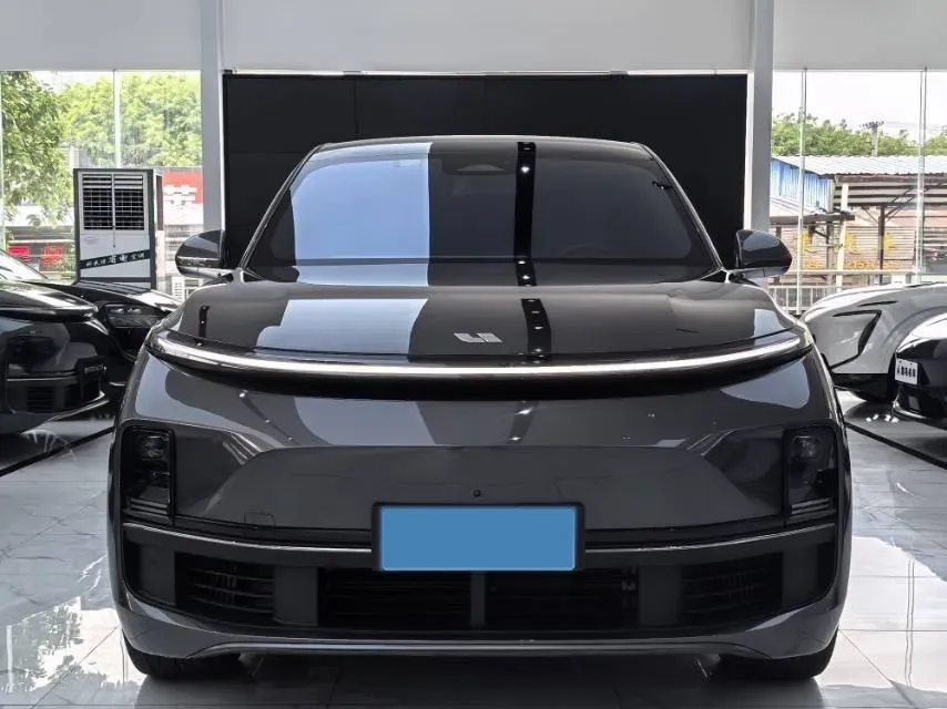 2023 Li L9 Range Extended 154HP REEV 42.6KWH,autocango,china used car exporter,china ev exporter,chinese used car exporter,chinese used ev exporter