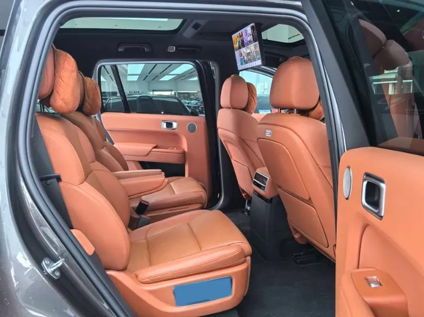 2023 Li L9 Range Extended 154HP REEV 42.6KWH,autocango,china used car exporter,china ev exporter,chinese used car exporter,chinese used ev exporter