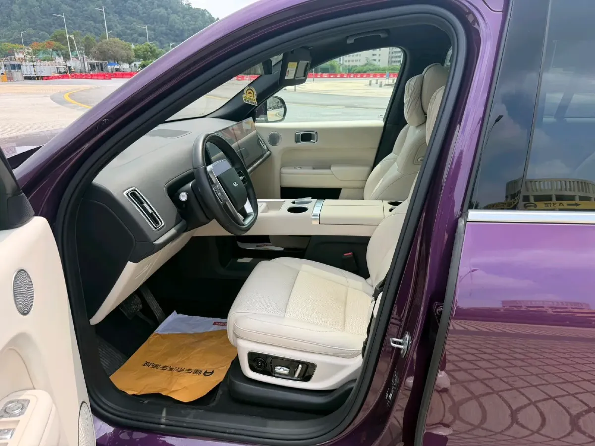 2024 Li L9 Range Extended 154HP REEV 52.3KWH,autocango,china used car exporter,china ev exporter,chinese used car exporter,chinese used ev exporter