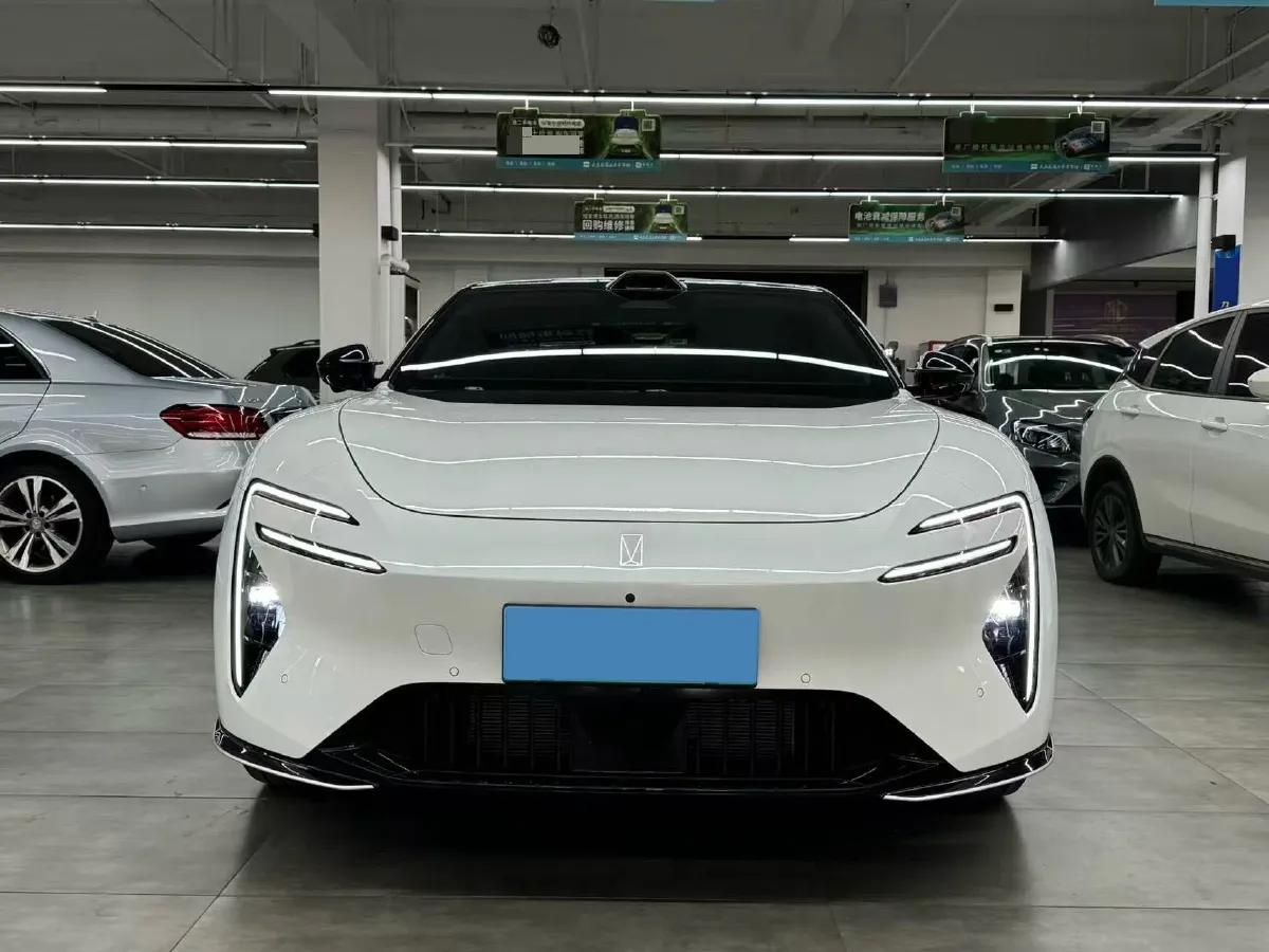 2025 Avatr 06 BEV,autocango,china used car exporter,china ev exporter,chinese used car exporter,chinese used ev exporter