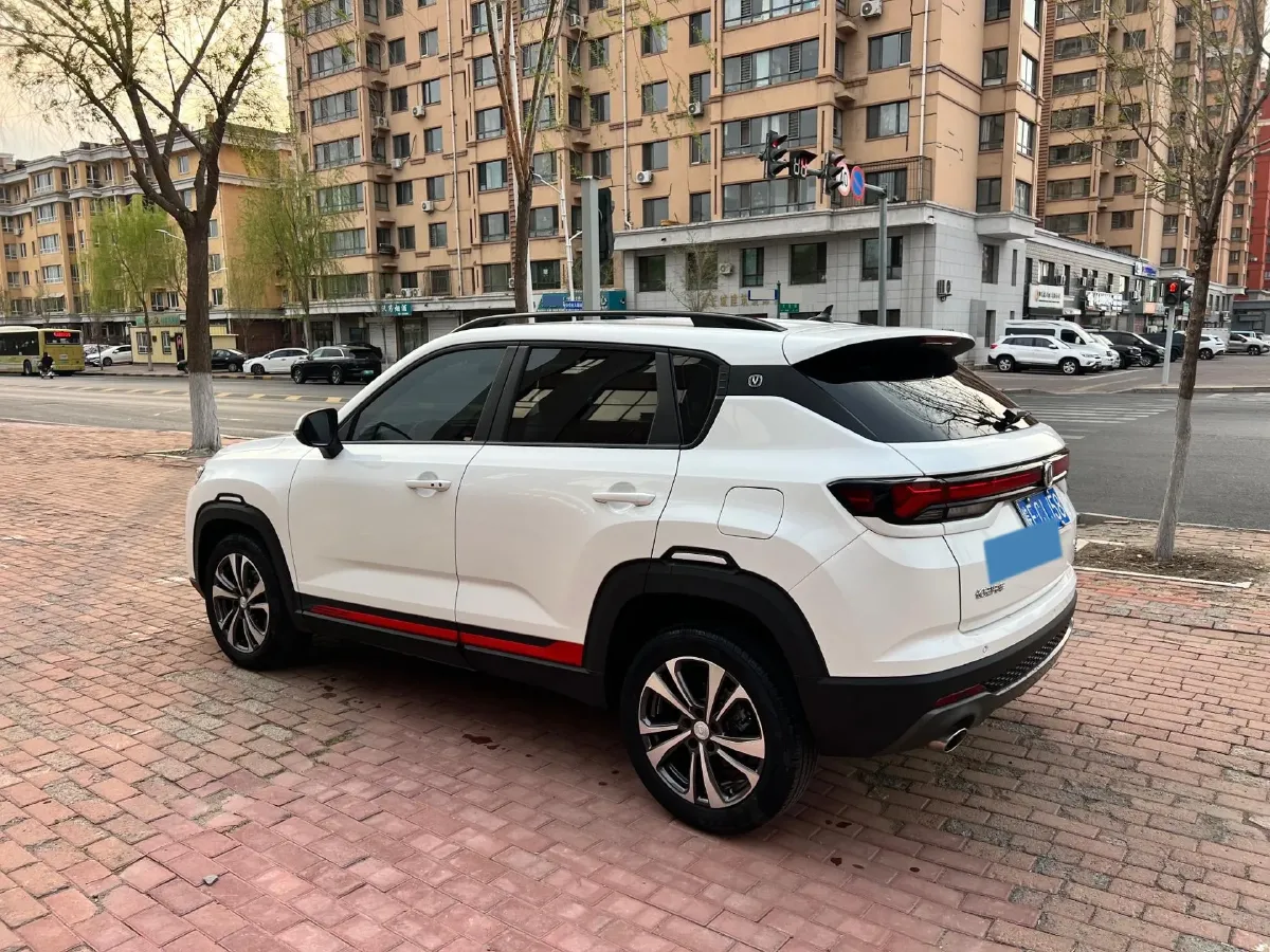 2022 ChangAn CS35 Plus 1.4T 160HP L4 7DCT,autocango,china used car exporter,china ev exporter,chinese used car exporter,chinese used ev exporter