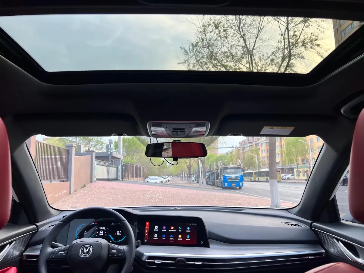 2022 ChangAn CS35 Plus 1.4T 160HP L4 7DCT,autocango,china used car exporter,china ev exporter,chinese used car exporter,chinese used ev exporter