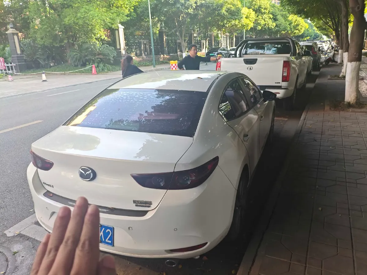 2021 Mazda 3 Axela 2.0L 158HP L4 6AT,autocango,china used car exporter,china ev exporter,chinese used car exporter,chinese used ev exporter