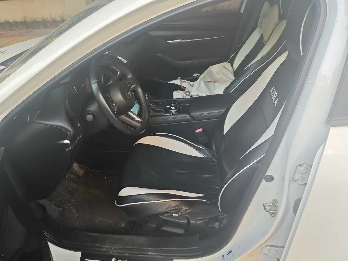 2021 Mazda 3 Axela 2.0L 158HP L4 6AT,autocango,china used car exporter,china ev exporter,chinese used car exporter,chinese used ev exporter
