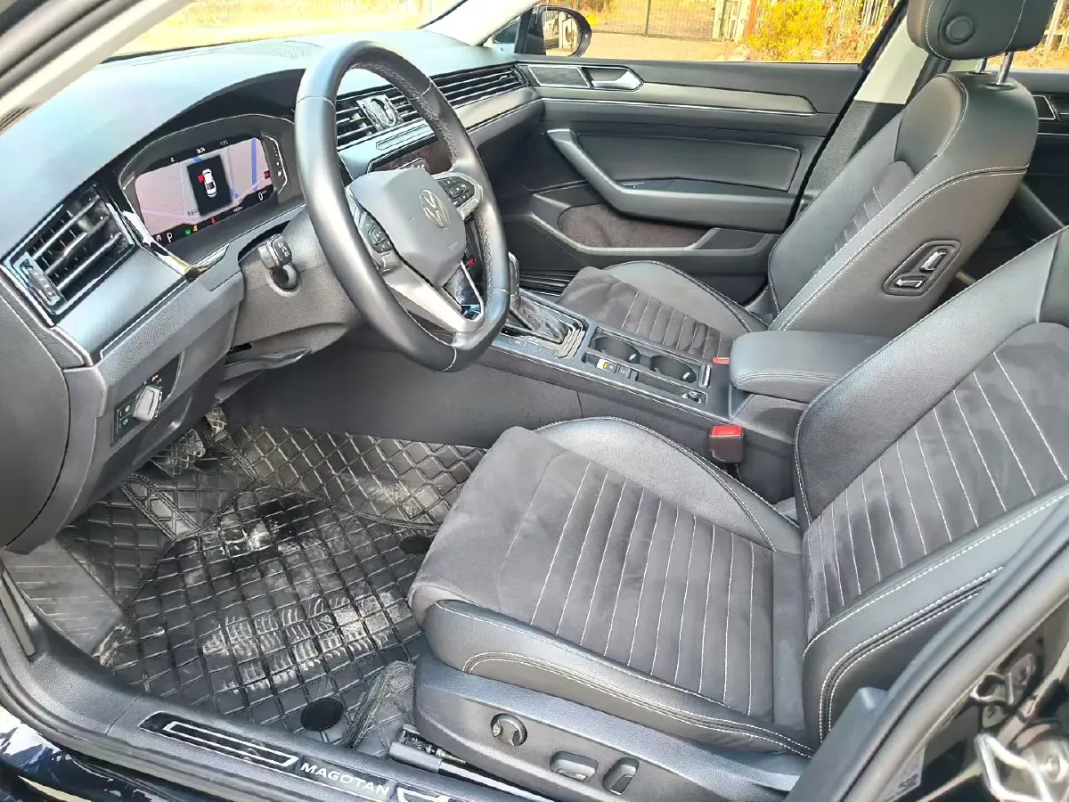 2020 Volkswagen Magotan 2.0T 186HP L4 7DCT,autocango,china used car exporter,china ev exporter,chinese used car exporter,chinese used ev exporter