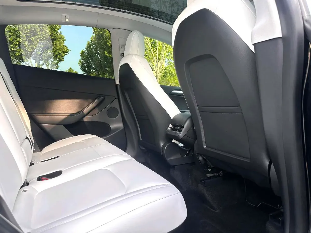 2021 MINI COUNTRYMAN 1.5T 136HP L3 8AT,autocango,china used car exporter,china ev exporter,chinese used car exporter,chinese used ev exporter