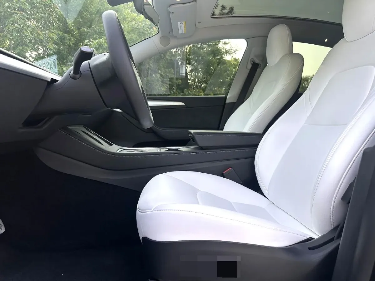 2021 MINI COUNTRYMAN 1.5T 136HP L3 8AT,autocango,china used car exporter,china ev exporter,chinese used car exporter,chinese used ev exporter
