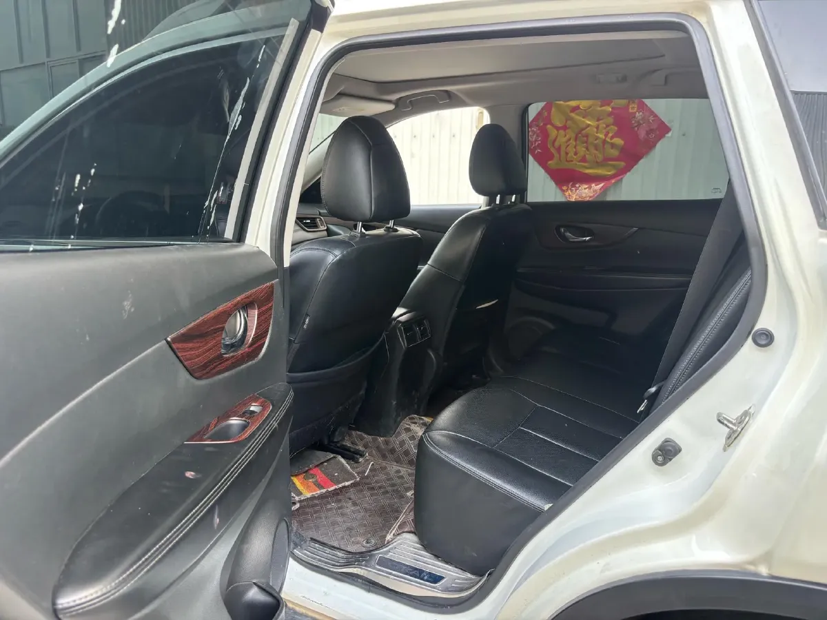 2020 Nissan X-Trail 2.0L 154HP L4 CVT,autocango,china used car exporter,china ev exporter,chinese used car exporter,chinese used ev exporter