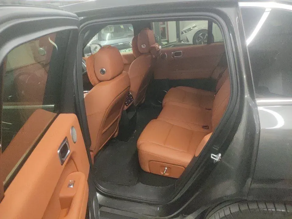 2024 Li L6 Range Extended 154HP L4 REEV 36.8KWH,autocango,china used car exporter,china ev exporter,chinese used car exporter,chinese used ev exporter