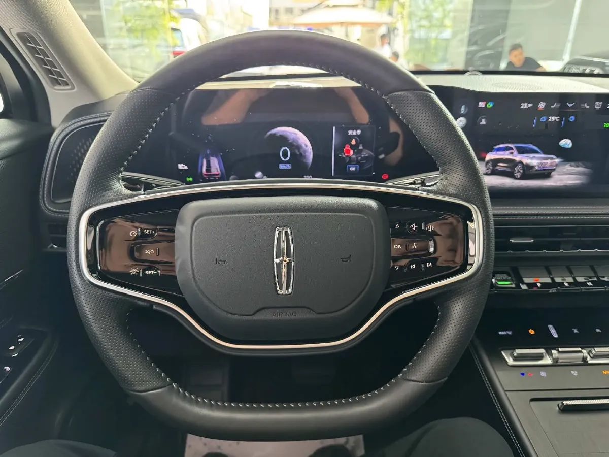 2023 Lincoln Corsair 2.0T 261HP L4 8AT,autocango,china used car exporter,china ev exporter,chinese used car exporter,chinese used ev exporter