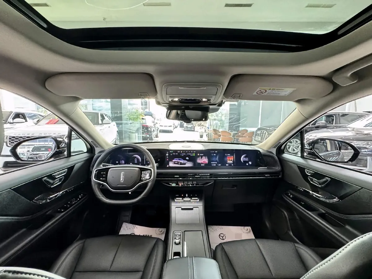 2023 Lincoln Corsair 2.0T 261HP L4 8AT,autocango,china used car exporter,china ev exporter,chinese used car exporter,chinese used ev exporter